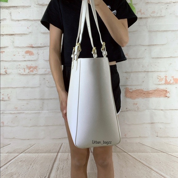 Tory Burch Emerson Buckle Tote - Picture 2 of 8